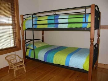 Beachport Retreat Holiday House - Accommodation Whitsundays 2