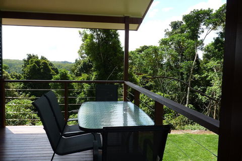 Bellthorpe Stays - Accommodation Whitsundays 4