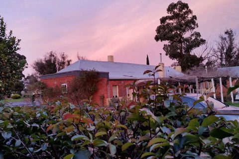 Blackwood Inn Innkeepers House - Accommodation Whitsundays 1
