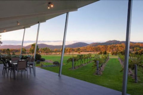 Azjure Studio Retreat - Accommodation Whitsundays 5