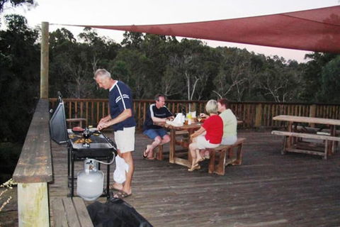 Tweed Valley Lodge - Accommodation Whitsundays 6