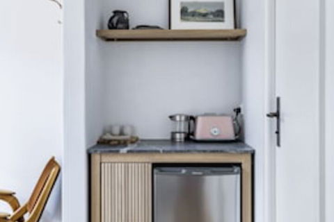 Bondi Beach House - Accommodation Whitsundays 0