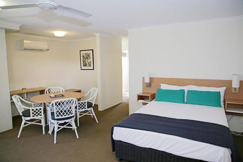 D'arcy Arms Motel - Accommodation Whitsundays 5