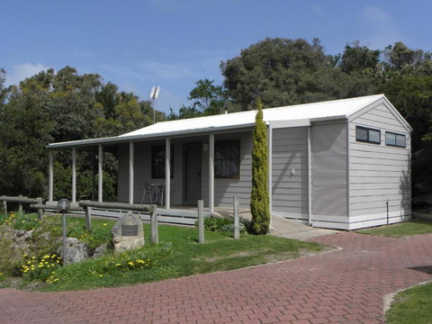 Lakeside Tourist Park - Accommodation Whitsundays 5