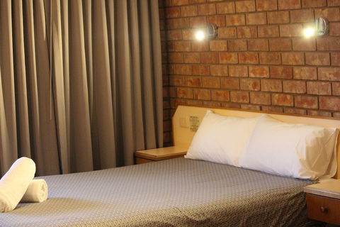 Red Cliffs Colonial Motor Lodge - Accommodation Whitsundays 2