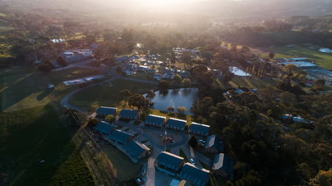 Hahndorf Resort - Accommodation Whitsundays 0