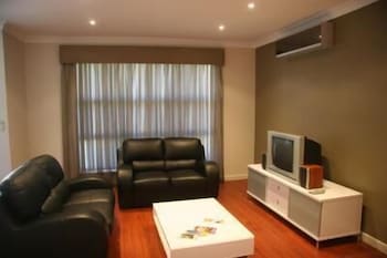 Ethelton Serviced Apartments - Accommodation Whitsundays 2