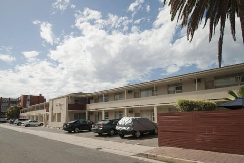 Taft Motor Inn - Accommodation Whitsundays 0