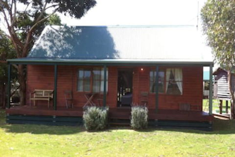 Aussie Golf Ranch - Accommodation Whitsundays 2