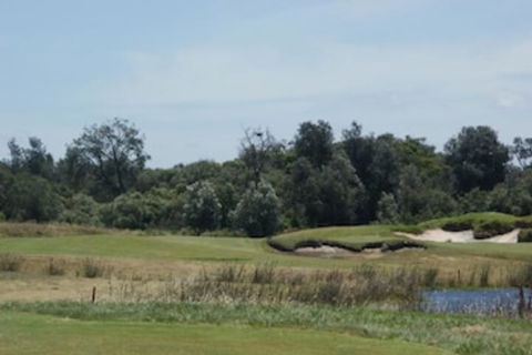 Aussie Golf Ranch - Accommodation Whitsundays 1