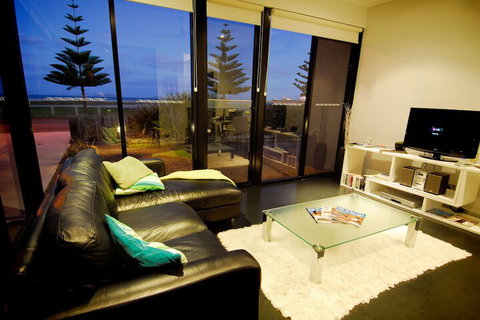 Esperance Island View Apartments - Accommodation Whitsundays 5