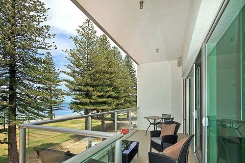 Breeze Beachfront Apartments - Accommodation Whitsundays 5