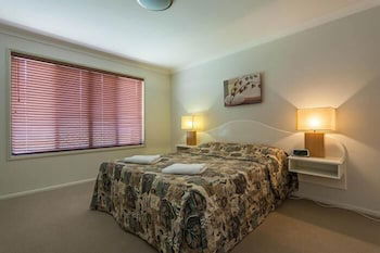 Annand Mews Serviced Apartments - Accommodation Whitsundays 6