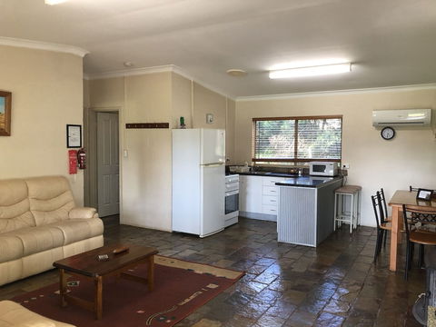 Country Cottages Of Bridgetown - Accommodation Whitsundays 3