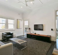 Jacques Avenue - Accommodation Whitsundays