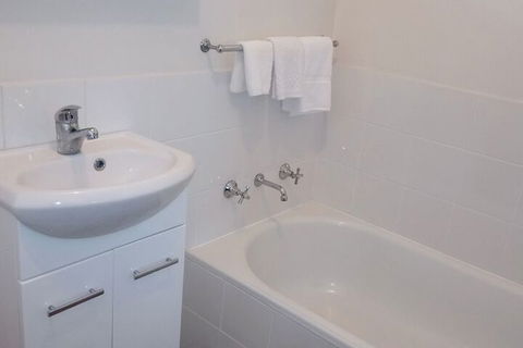 Millicent Motel - Accommodation Whitsundays 3