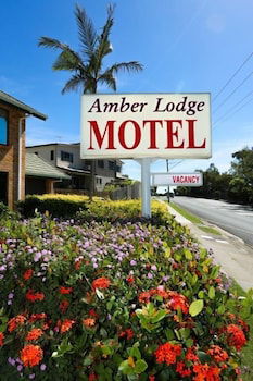 Amber Lodge Motel - Accommodation Whitsundays 0