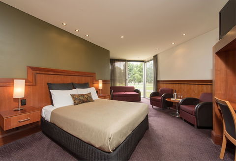 Renmark Resort - Accommodation Whitsundays 5