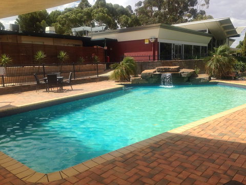Renmark Resort - Accommodation Whitsundays 2