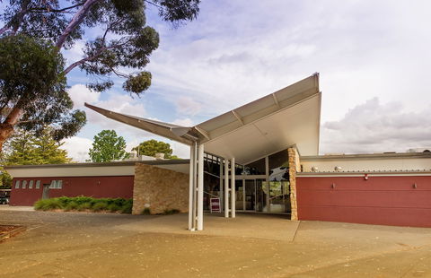 Renmark Resort - Accommodation Whitsundays 1
