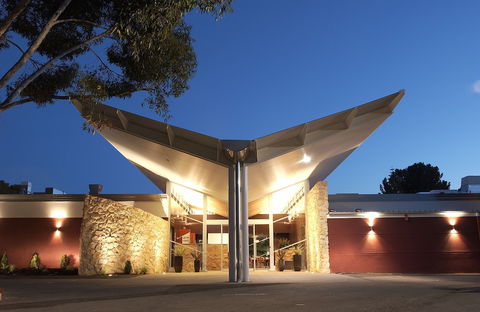Renmark Resort - Accommodation Whitsundays 0