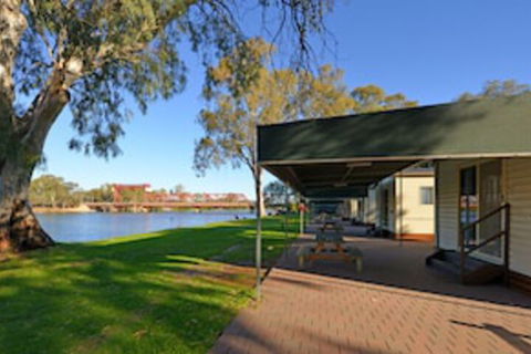 Riverbend Caravan Park Renmark - Accommodation Whitsundays 0