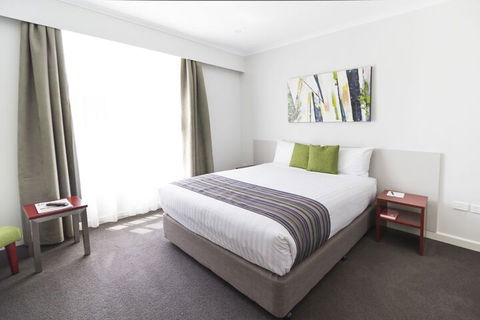 Abode Narrabundah - Accommodation Whitsundays 5