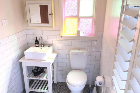 Huskisson Bed & Breakfast - Accommodation Whitsundays 1