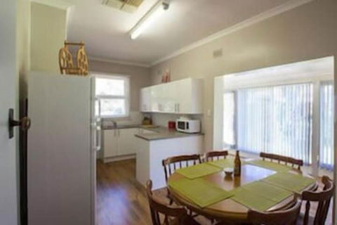 Wilkadene Cottage - Accommodation Whitsundays 4