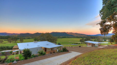 Panoramia Villas - Accommodation Whitsundays 2