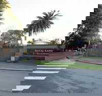 Racecourse Space Pop Up - Accommodation Whitsundays