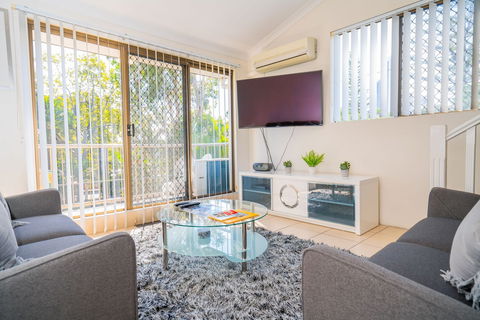 Anacapri Holiday Resort Apartments - Accommodation Whitsundays 3