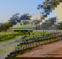 Emmas Cottage Vineyard - Accommodation Whitsundays