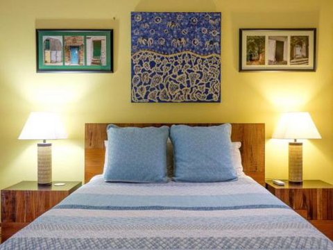 Five Bimba (Tractor House) - Accommodation Whitsundays 6