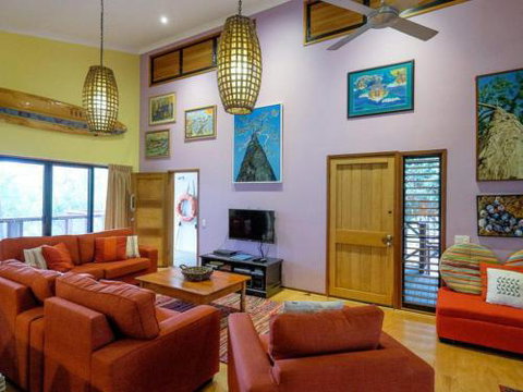 Five Bimba (Tractor House) - Accommodation Whitsundays 4