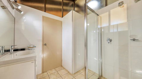 All Travellers Motor Inn - Accommodation Whitsundays 4
