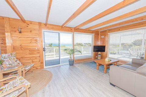Acacia Cottage - Accommodation Whitsundays 2