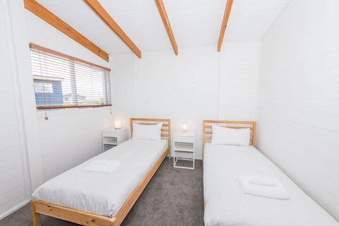 Acacia Cottage - Accommodation Whitsundays 6
