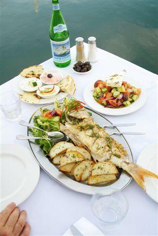 Yots Greek Taverna - Accommodation Whitsundays 1