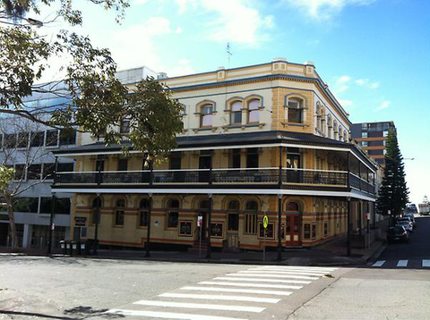 Grand Hotel - Accommodation Whitsundays 1