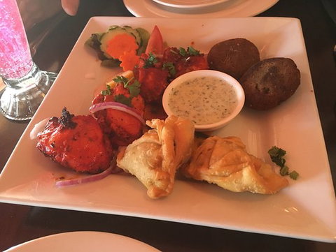 Arjuna Indian Restaurant - Accommodation Whitsundays 0