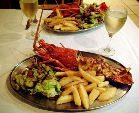 Biviano's At Windsor - Accommodation Whitsundays 16