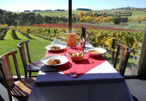 Highland Heritage Estate Restaurant & Function Centre - Accommodation Whitsundays 2