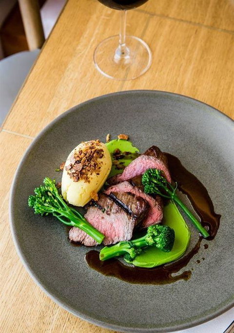The Tilbury Restaurant - Accommodation Whitsundays 10