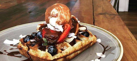 10 Hastings Street Cafe - Accommodation Whitsundays 3