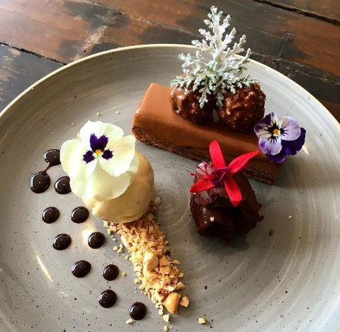 10 Hastings Street Cafe - Accommodation Whitsundays 7