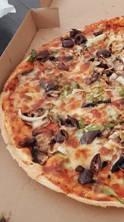 Hughesdale Pizza & Pasta - Accommodation Whitsundays 0