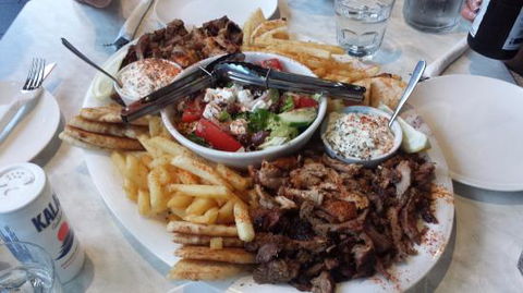 Yefsi Souvlaki Bar & Cafe - Accommodation Whitsundays 0