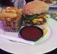 DJ's Diner and Bar - Accommodation Whitsundays