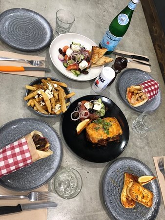 Bay Leaf Food Store - Accommodation Whitsundays 0